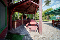 Grill house 1 - Pensiunea Zetevar