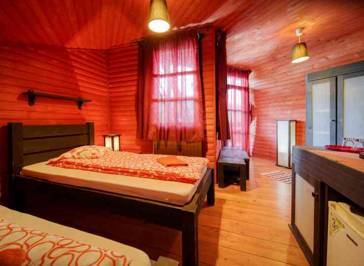 Book House nr.9 Pensiunea Zetevar